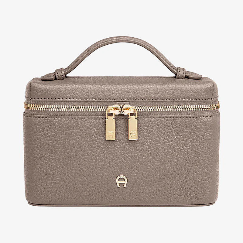 Shop Zelda Shoulder Bag S | AIGNER UAE