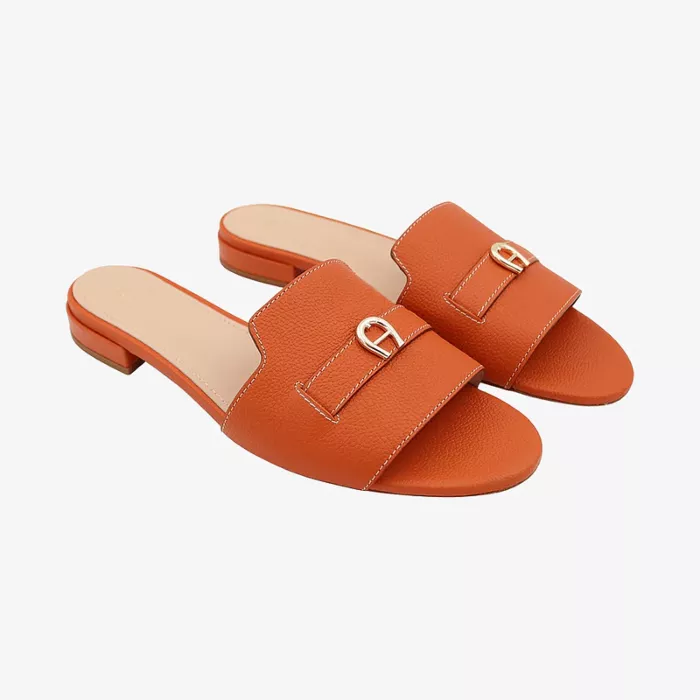 Aigner صندل أرييل 1 إيه — عرض 1