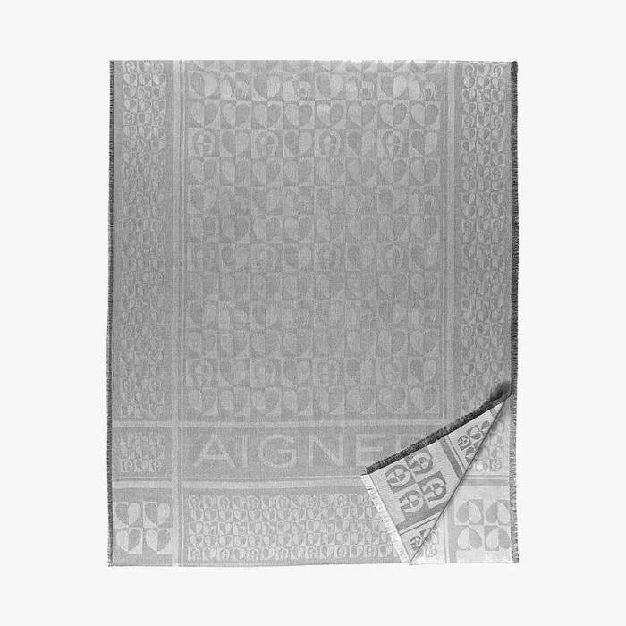 Aigner سرقة الشعار — عرض 1