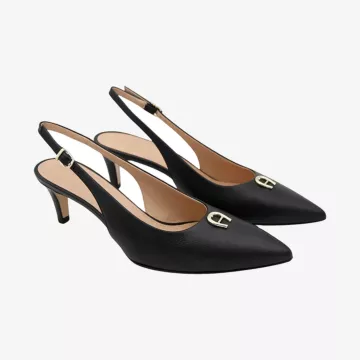 Aigner Madonna 7C Pumps — view 1