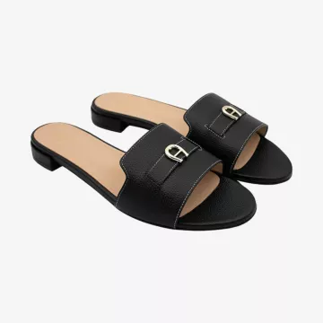 Aigner صندل أرييل 1 إيه — عرض 1
