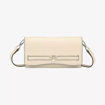 Aigner Farah Wallet On Chain — view 1